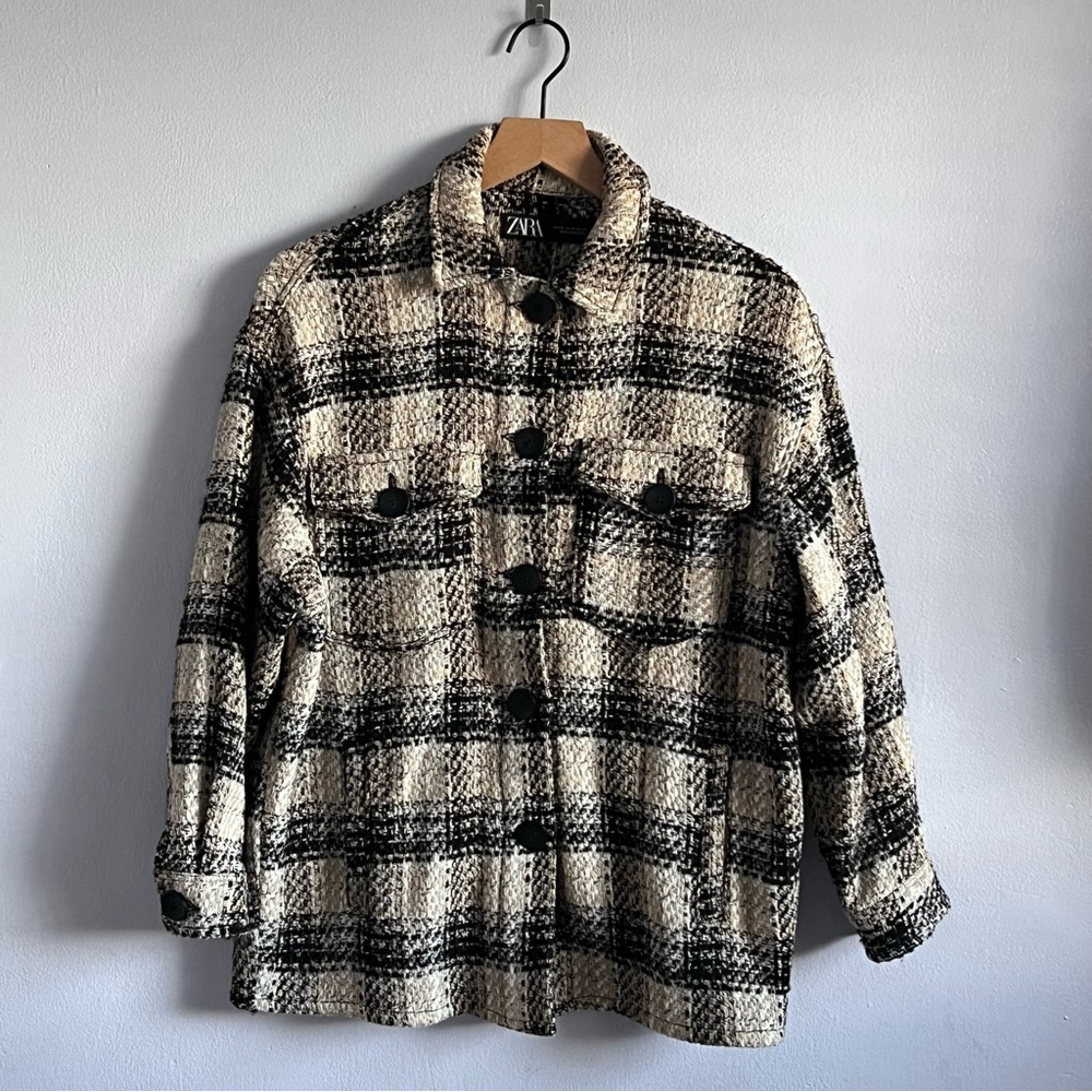Zara • Women’s Chunky Tweed Shacket